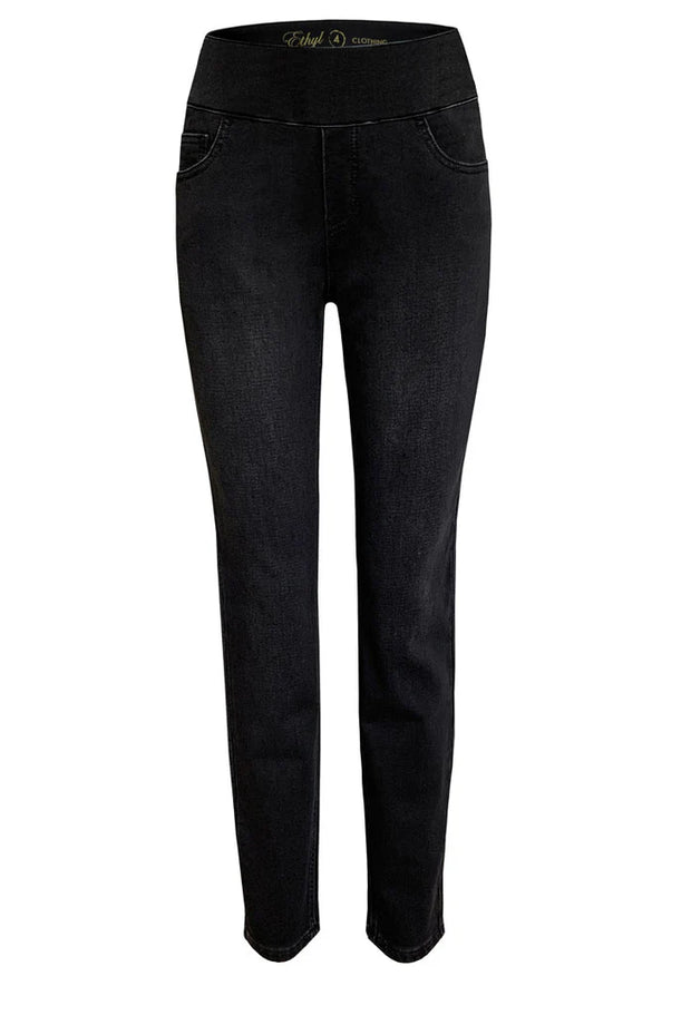 Ethyl Black Pull On Jean