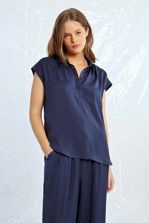 Motley bracken  ladies woven top ML25DP