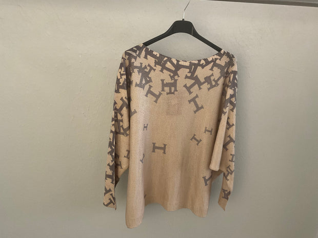 Brand bazar sweater with H