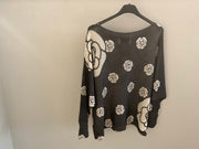 Sweater brand bazar black with flowers