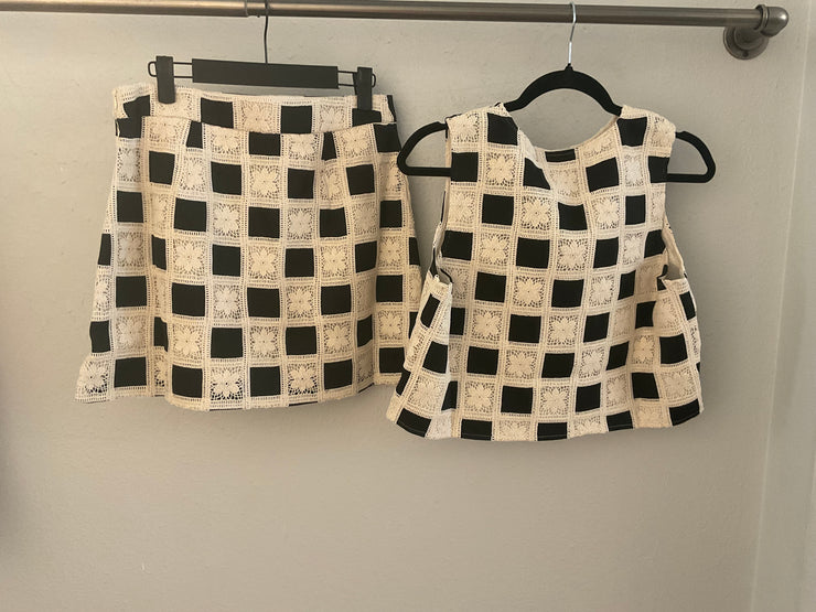 French Laissa/Niya vest & skirt black/cream