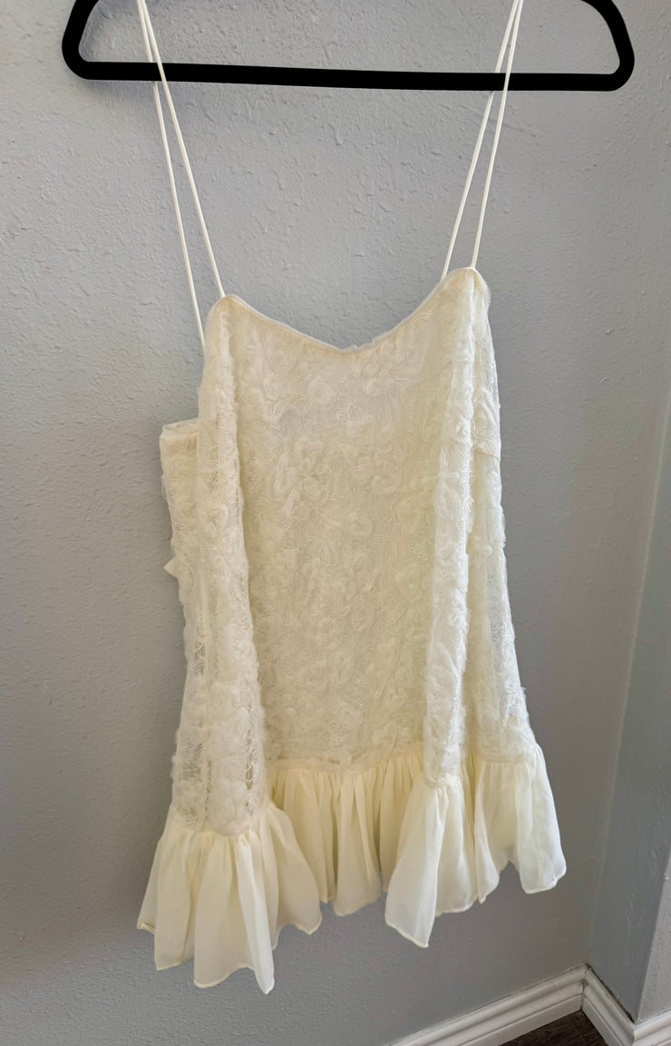 Lucy Paris Sariah Lace Dress DR3603
