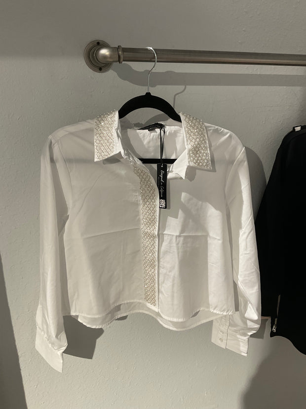 Velvet Heart Soleil Button Up SKU# CAI-24792N