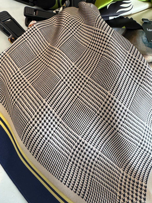 Silk Scarf Grid/navy/yellow