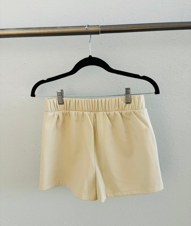 Steve Madden Off White Faux Leather Shorts